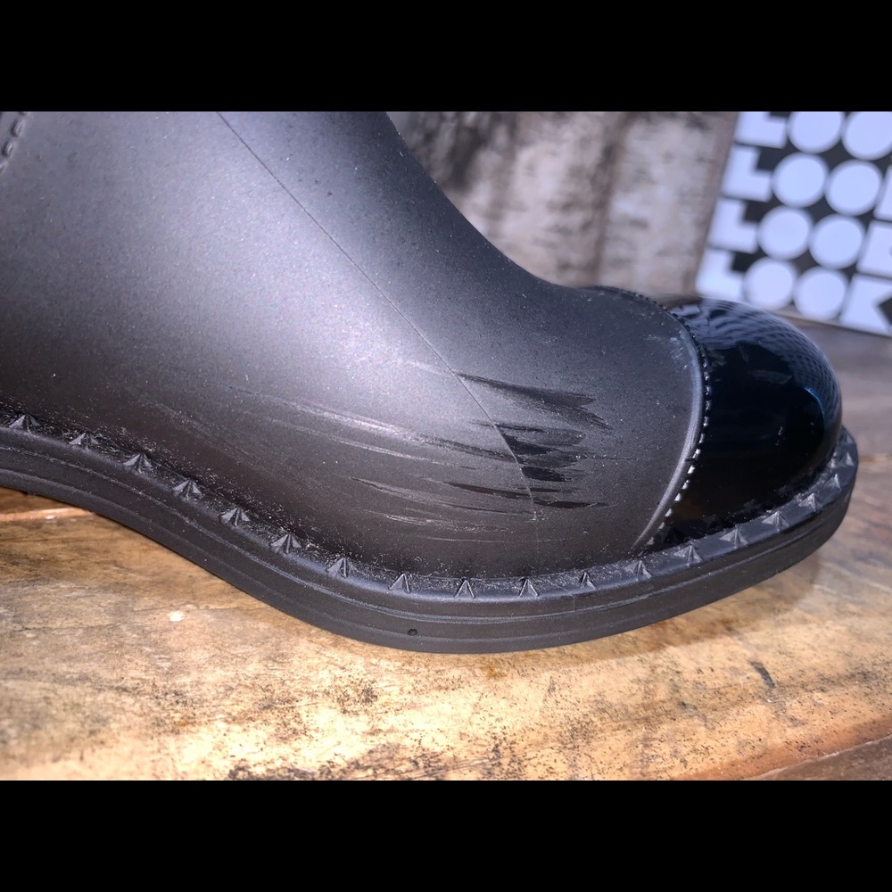 New Jimmy Choo Edith Flat Matt & Shiny Rain Boots - Picture 7 of 8